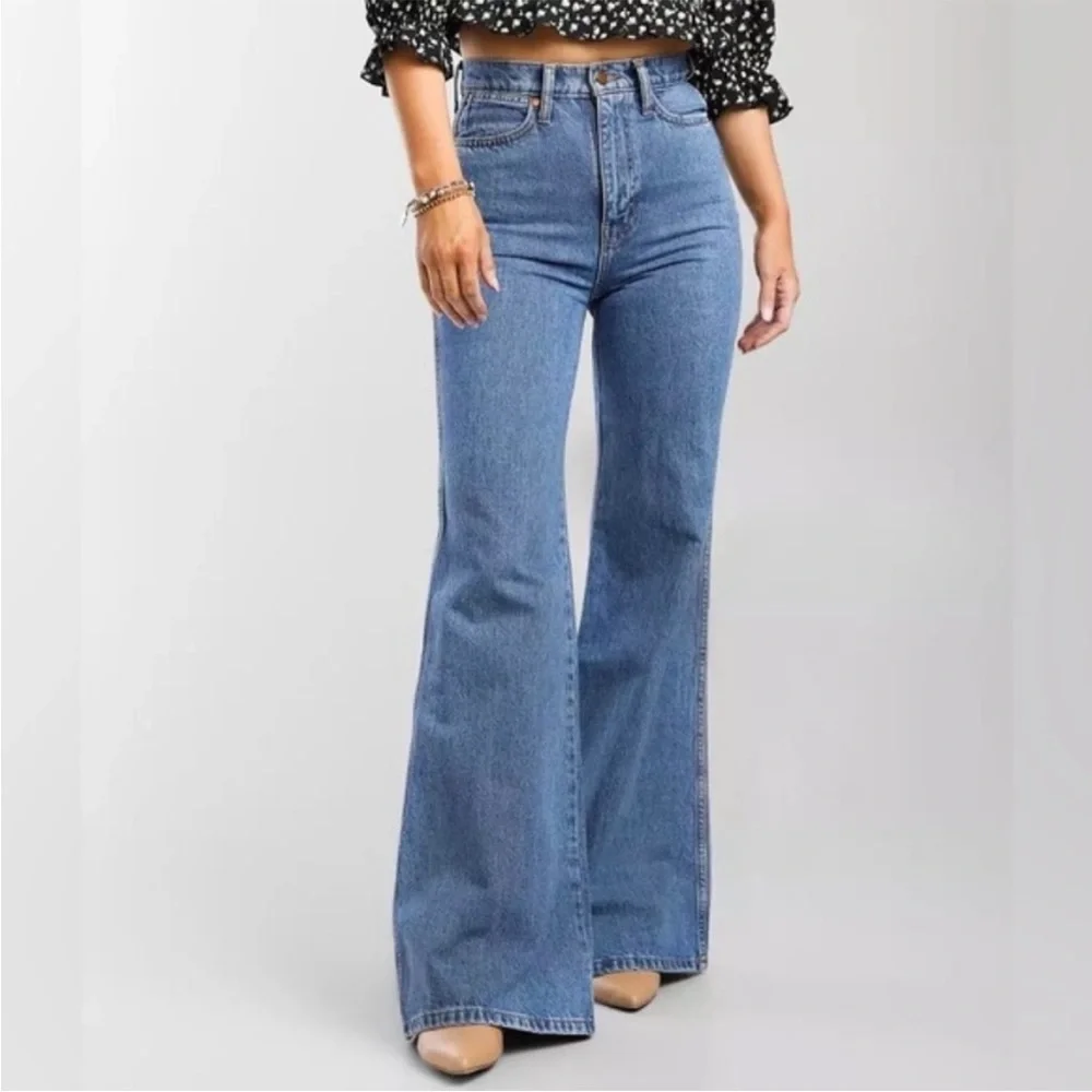 Wrangler Wanderer 622 High Rise Flare jeans size 33x30 - Picture 3 of 15